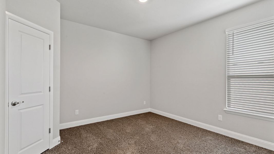 Spacious, unfurnished interior of a new home in Morningstar, Aledo (Image 31).