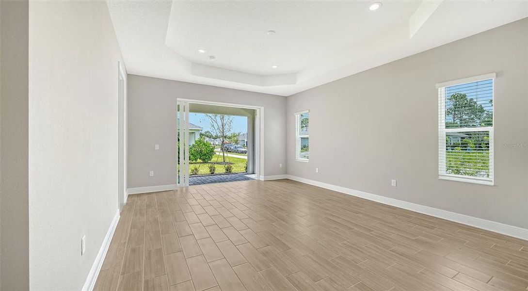 Spacious, unfurnished interior of a new home in Wildleaf at North River Ranch, Parrish (Image 32).