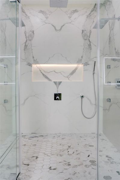 Image 42 of a home in .