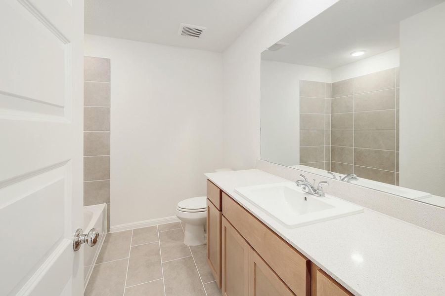 Furnished interior view inside a new home in Trinity Ranch, Elgin (Image 10). Furnished interior view inside a new home in Trinity Ranch, Elgin (Image 10).