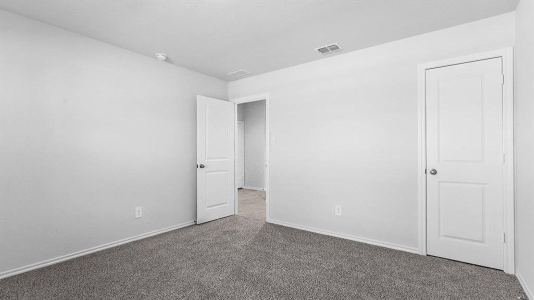 Spacious, unfurnished interior of a new home in Highlands at Chapel Creek, Fort Worth (Image 29).