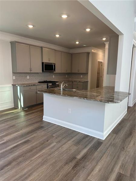 Furnished interior view inside a new home in Mirror Lake at South Harbour, Villa Rica (Image 12).