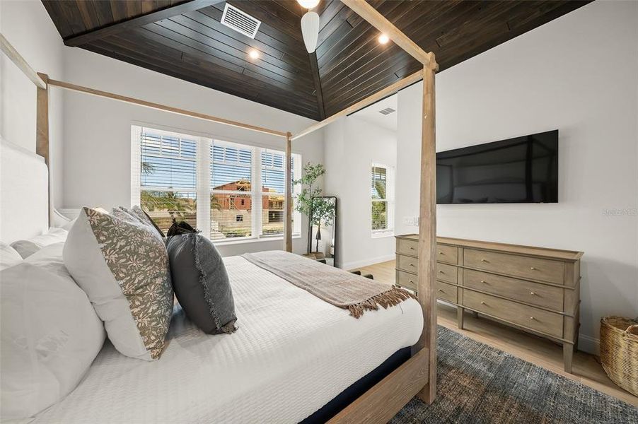 Furnished interior view inside a new home in , Sarasota (Image 41).