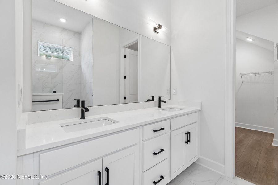 Furnished interior view inside a new home in Reflections 40' Front Load, Ponte Vedra (Image 11).