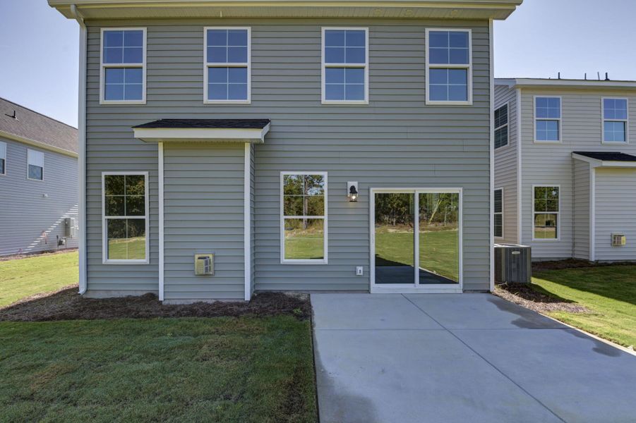 Exterior details and patio area of a home in Ashton Lakes, Lexington (Image 3).