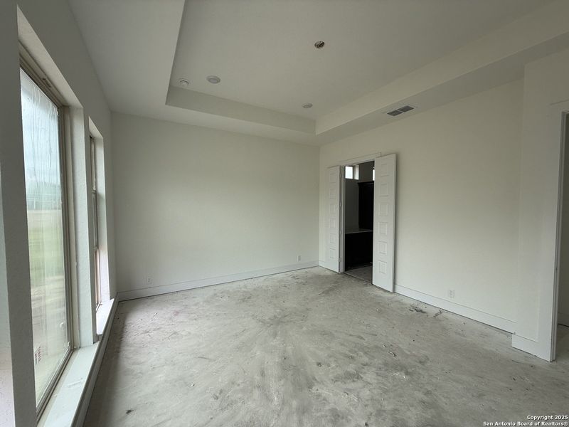 Spacious, unfurnished interior of a new home in Mesa Western, Cibolo (Image 34). Spacious, unfurnished interior of a new home in Mesa Western, Cibolo (Image 34).
