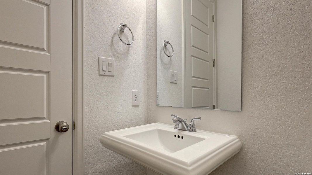 Close-up of interior finishes inside a home in Ladera, San Antonio (Image 17). Close-up of interior finishes inside a home in Ladera, San Antonio (Image 17).