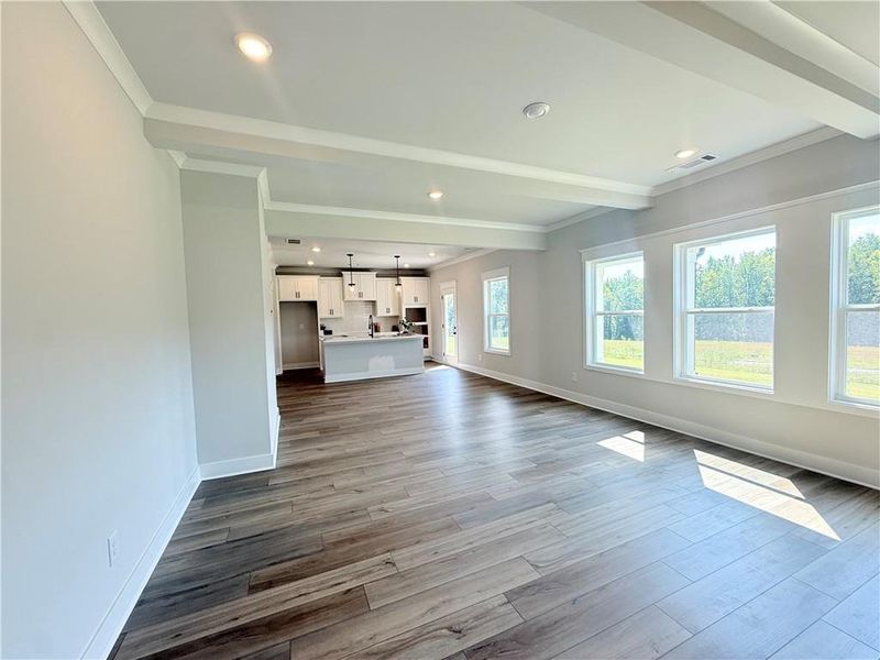 Spacious, unfurnished interior of a new home in , Gainesville (Image 28).