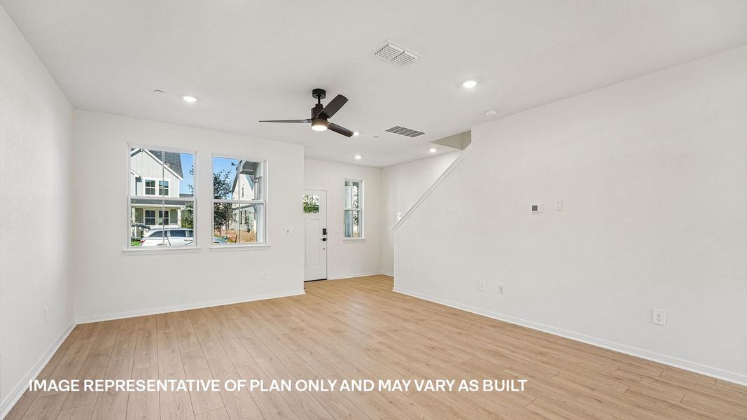 Spacious, unfurnished interior of a new home in Avery Centre, Round Rock (Image 17).