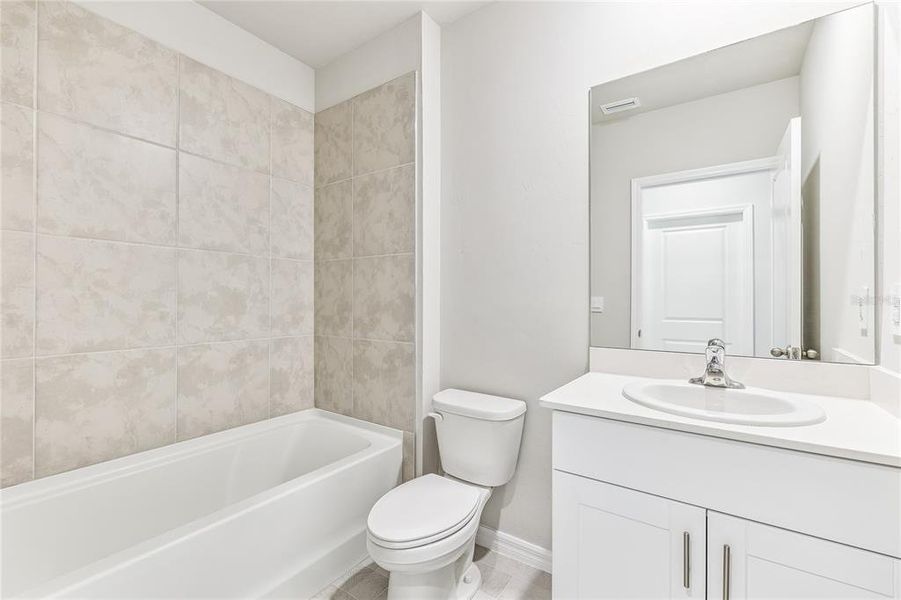 Image 37 of a home in Heritage Lake Park.