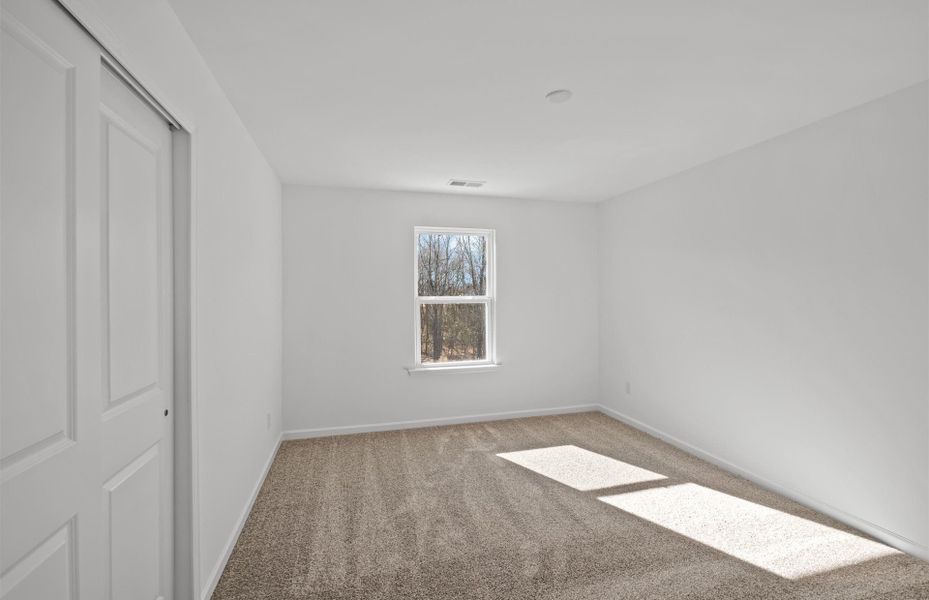 Spacious, unfurnished interior of a new home in Parkside Crossing, Charlotte (Image 19).