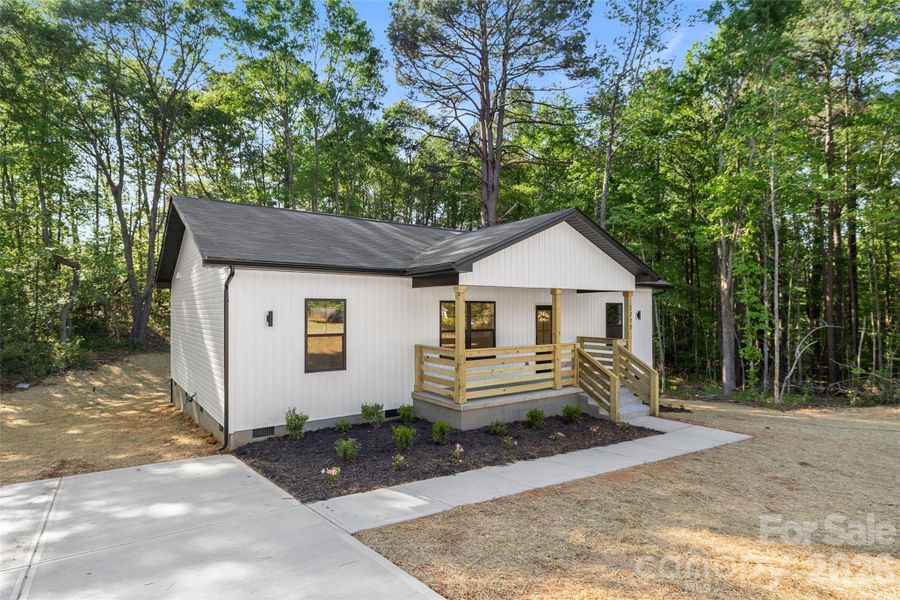 Exterior details and patio area of a home in , Lancaster (Image 20).