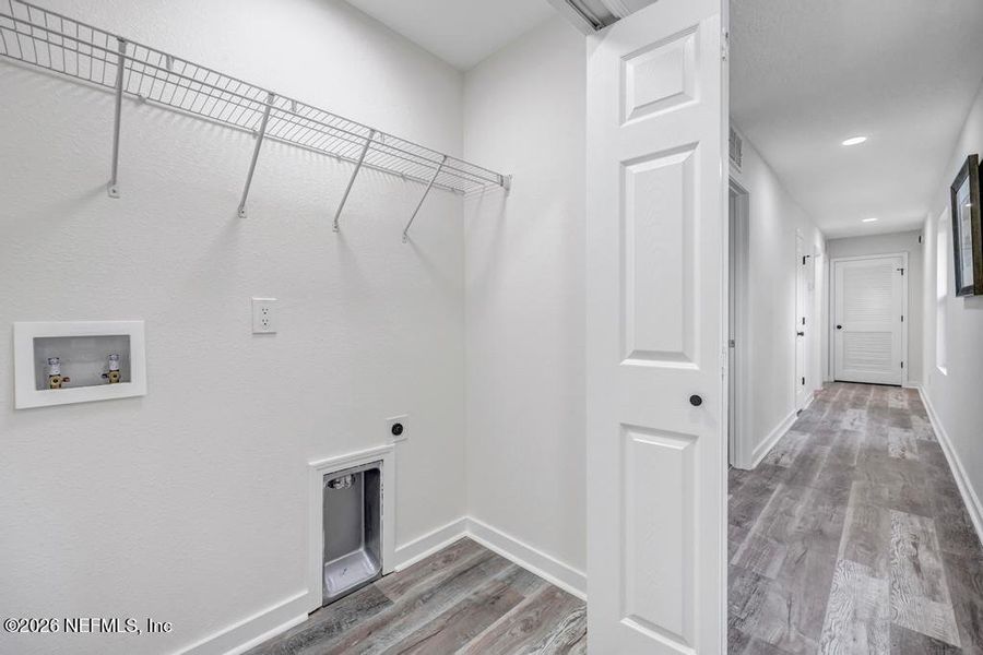 Spacious, unfurnished interior of a new home in , Jacksonville (Image 26). Spacious, unfurnished interior of a new home in , Jacksonville (Image 26).