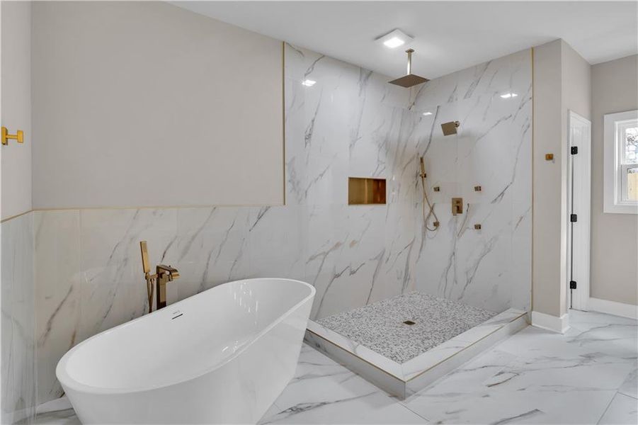 Furnished interior view inside a new home in , Atlanta (Image 11).