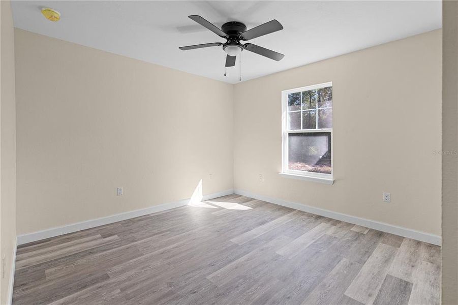 Spacious, unfurnished interior of a new home in , Dunnellon (Image 15).
