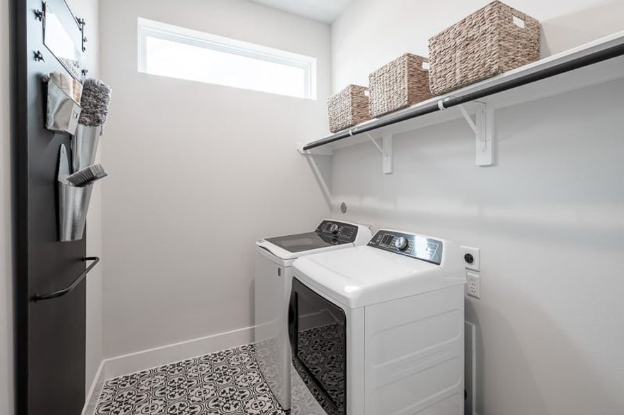 Representative interior finishes for a home built from the Tanager by Tri Pointe Homes in Oakhill Reserve 45’, Tomball (Image 23). Representative interior finishes for a home built from the Tanager by Tri Pointe Homes in Oakhill Reserve 45’, Tomball (Image 23).