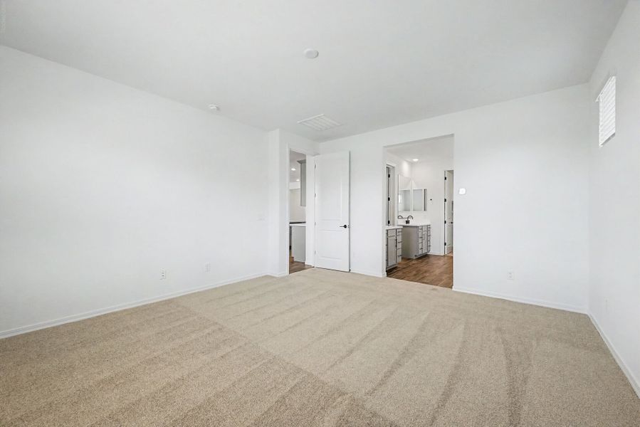 Spacious, unfurnished interior of a new home in Pinnacle at San Tan Heights, San Tan Valley (Image 11). Spacious, unfurnished interior of a new home in Pinnacle at San Tan Heights, San Tan Valley (Image 11).