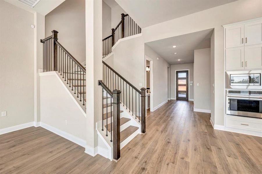 Spacious, unfurnished interior of a new home in Northshore at Lakewood Village - Classic Series, Lakewood Village (Image 28). Spacious, unfurnished interior of a new home in Northshore at Lakewood Village - Classic Series, Lakewood Village (Image 28).
