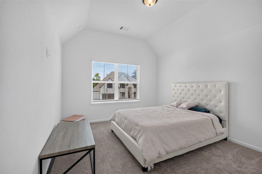 Furnished interior view inside a new home in , Missouri City (Image 5).