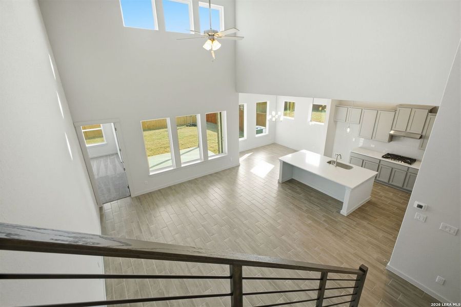 Spacious, unfurnished interior of a new home in Rhine Valley, Schertz (Image 11).