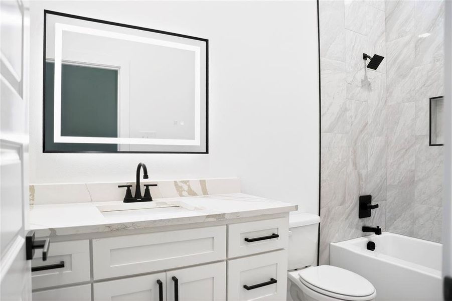 Furnished interior view inside a new home in , Dallas (Image 7).