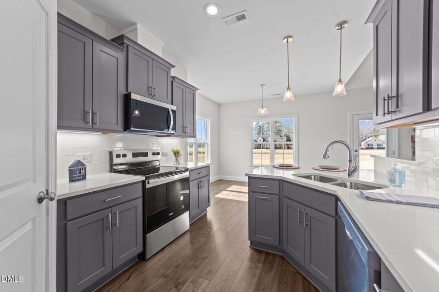 24-web-or-mls-VB4A5247 24-web-or-mls-VB4A5247