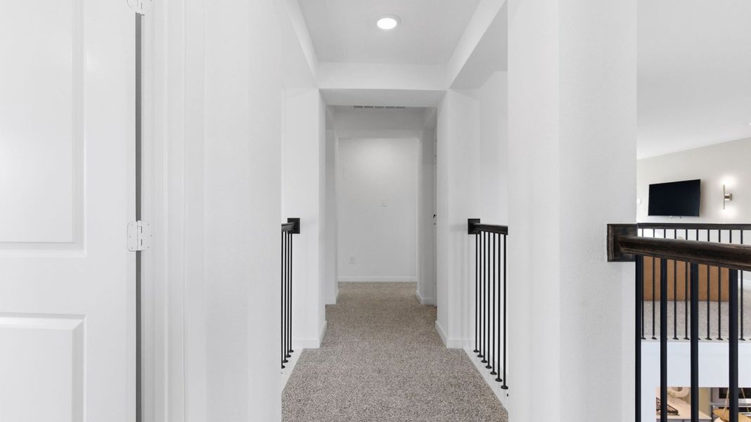 Spacious, unfurnished interior of a new home in Alexander, Pearland (Image 19).