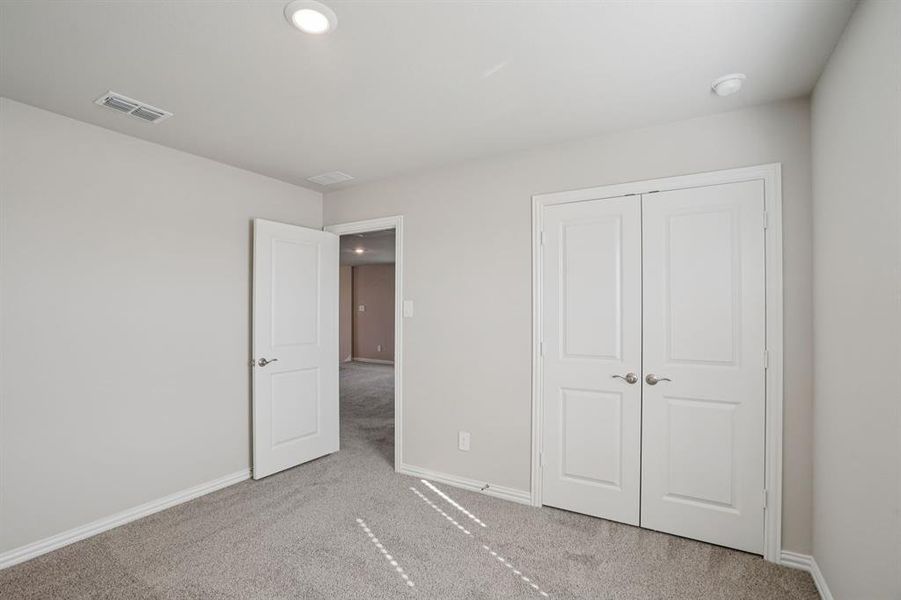 Spacious, unfurnished interior of a new home in Southridge - Spring Series, McKinney (Image 28).