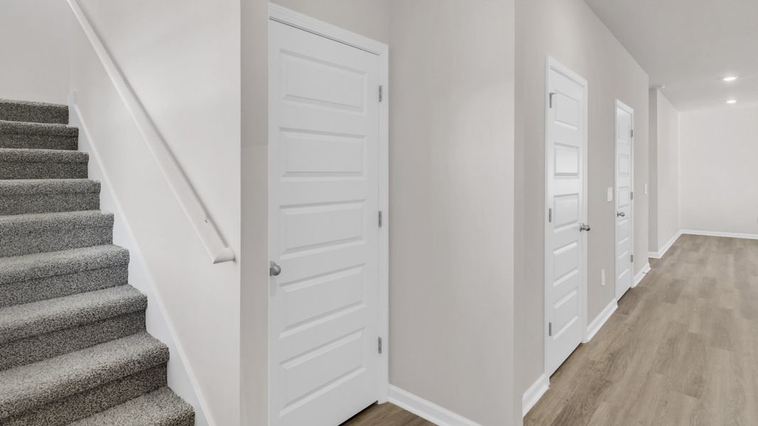 Spacious, unfurnished interior of a new home in Bailey Park, Fayetteville (Image 15).