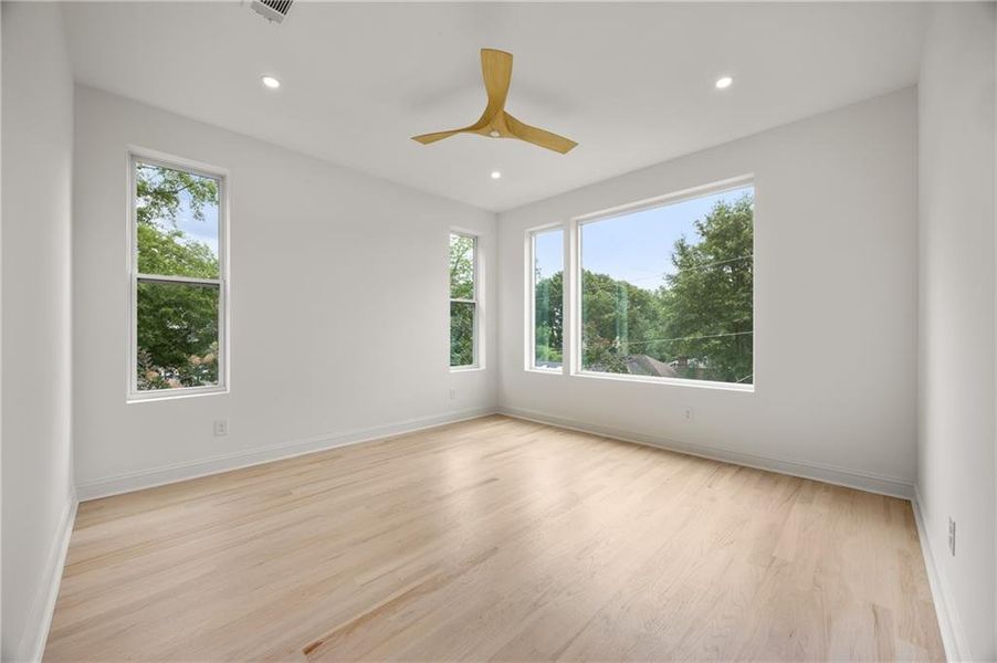 Spacious, unfurnished interior of a new home in , Atlanta (Image 22). Spacious, unfurnished interior of a new home in , Atlanta (Image 22).