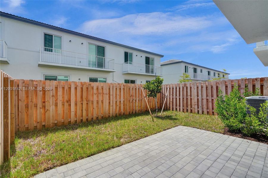 Exterior details and patio area of a home in , Homestead (Image 25).