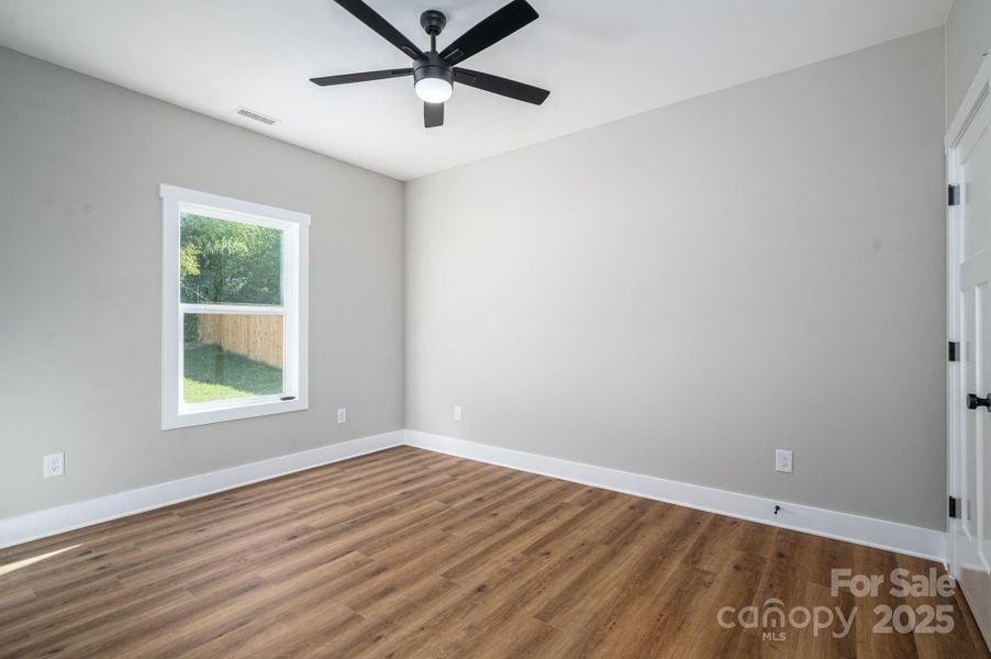 Spacious, unfurnished interior of a new home in , Lowell (Image 24).