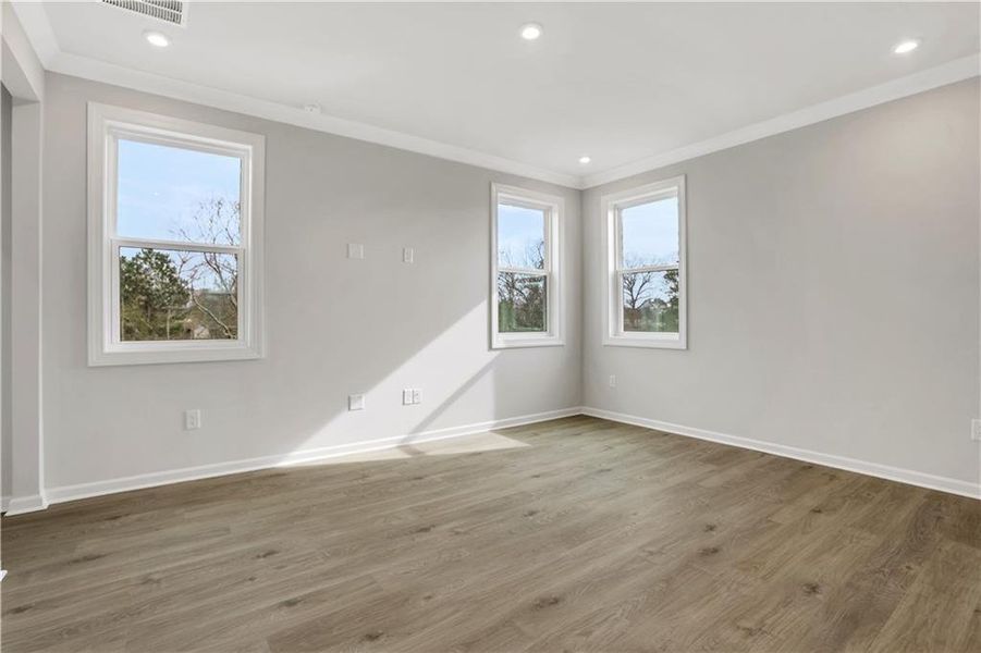 Spacious, unfurnished interior of a new home in Acacia, Cumming (Image 40).