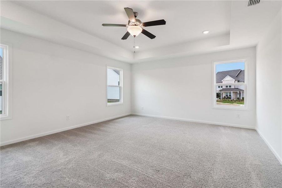 Spacious, unfurnished interior of a new home in Eastlyn Crossing, Flowery Branch (Image 17). Spacious, unfurnished interior of a new home in Eastlyn Crossing, Flowery Branch (Image 17).