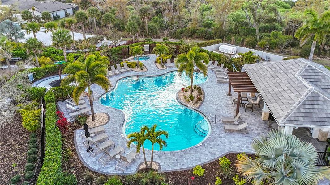 Community amenities in , Nokomis (Image 60).