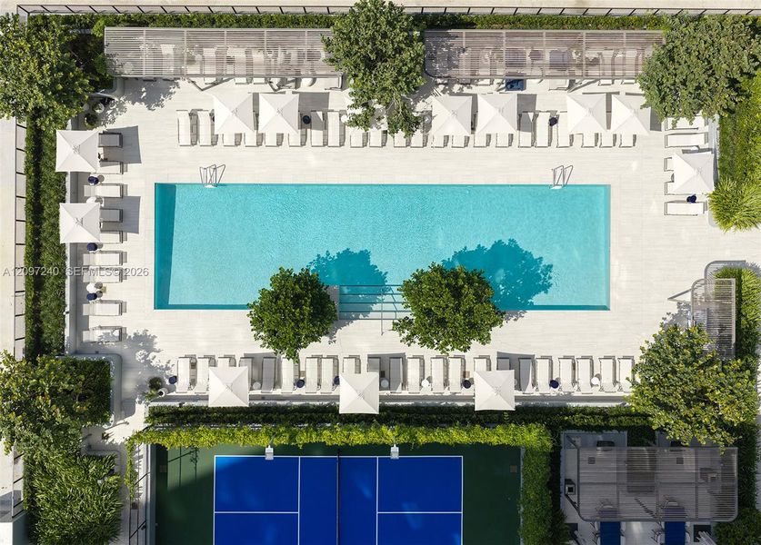 Community amenities in , Miami (Image 44).