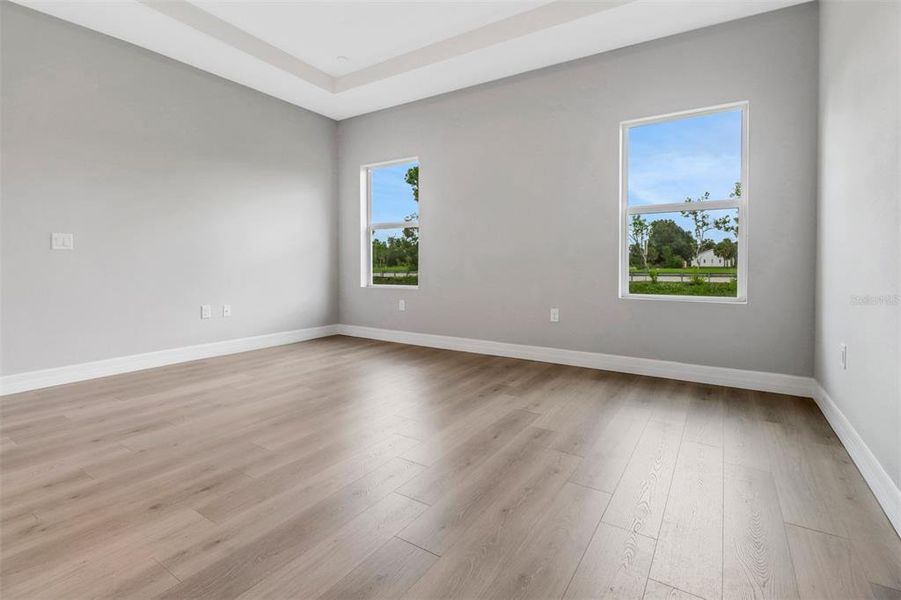 Spacious, unfurnished interior of a new home in , Port Charlotte (Image 20).