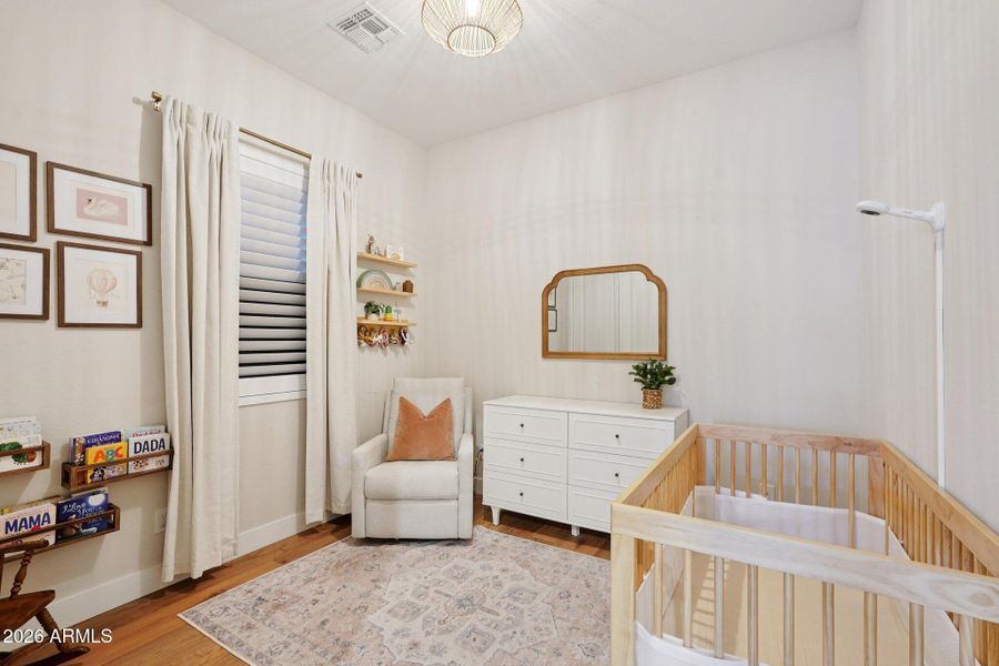 25-web-or-mls-W Roanoke Ave-S2901-025