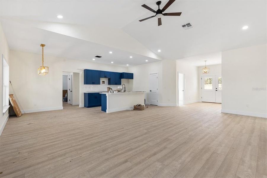 Spacious, unfurnished interior of a new home in , Wildwood (Image 9).