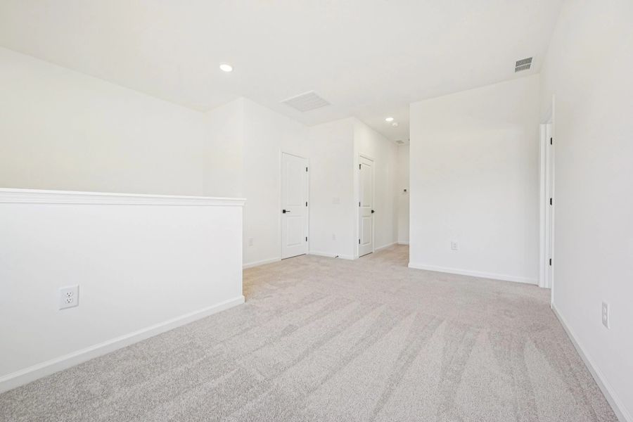 Representative images and renderings are for illustrative purposes. Actual structural options and design finishes of home may vary. Representative images and renderings are for illustrative purposes. Actual structural options and design finishes of home may vary.