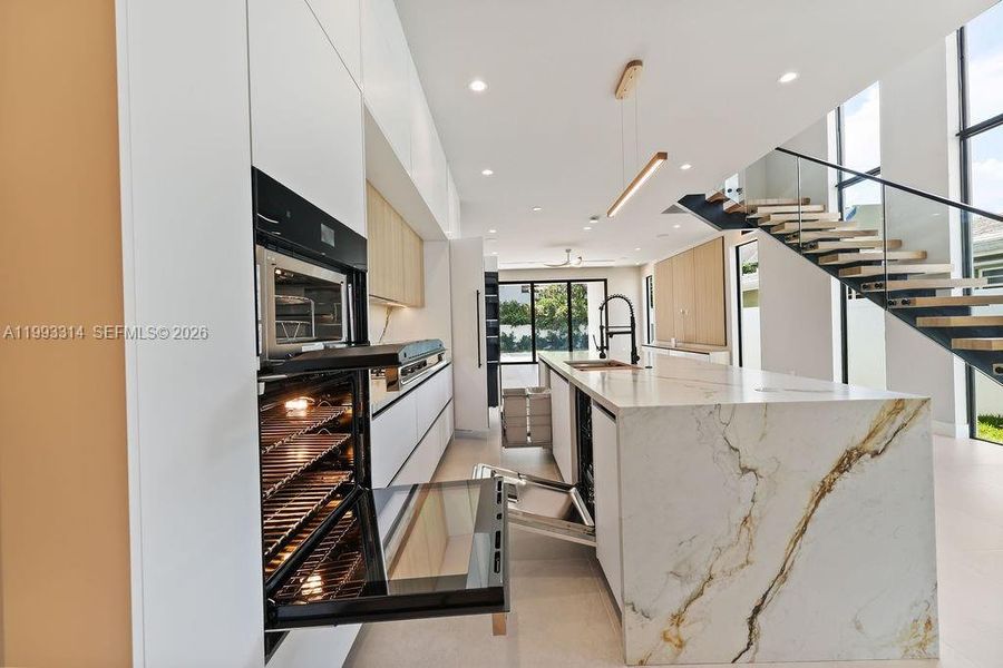 Furnished interior view inside a new home in , Fort Lauderdale (Image 6).
