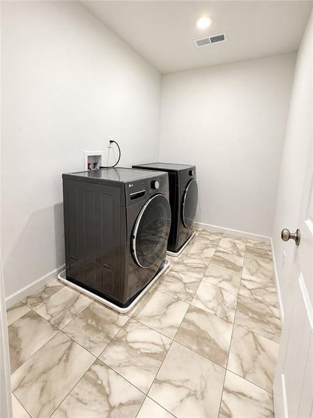 Close-up of interior finishes inside a home in Crossvine Estates, Braselton (Image 4).