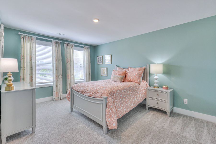 *Furnished model home example. Selections & finishes may vary. *Furnished model home example. Selections & finishes may vary.