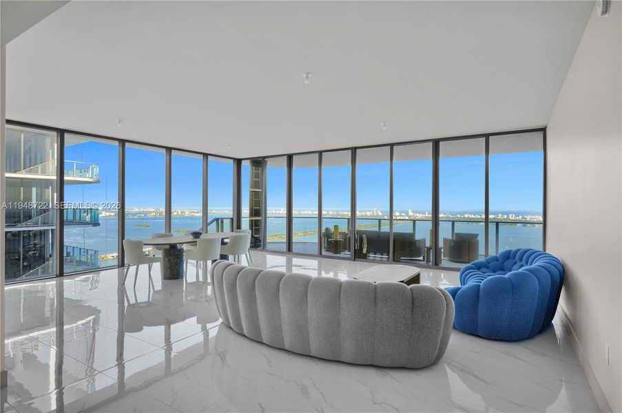 Community amenities in , Miami (Image 47).