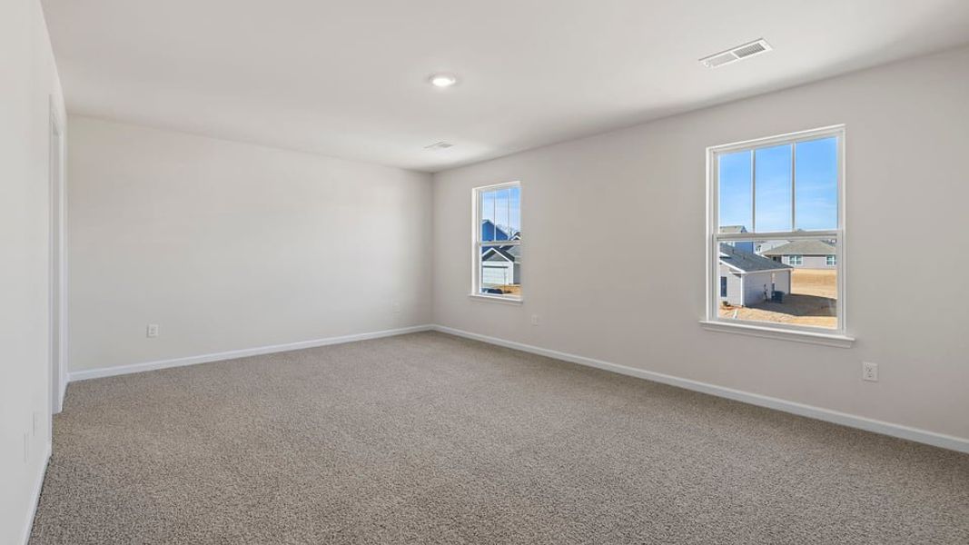 Spacious, unfurnished interior of a new home in Cedar Gap, Fountain Inn (Image 25).