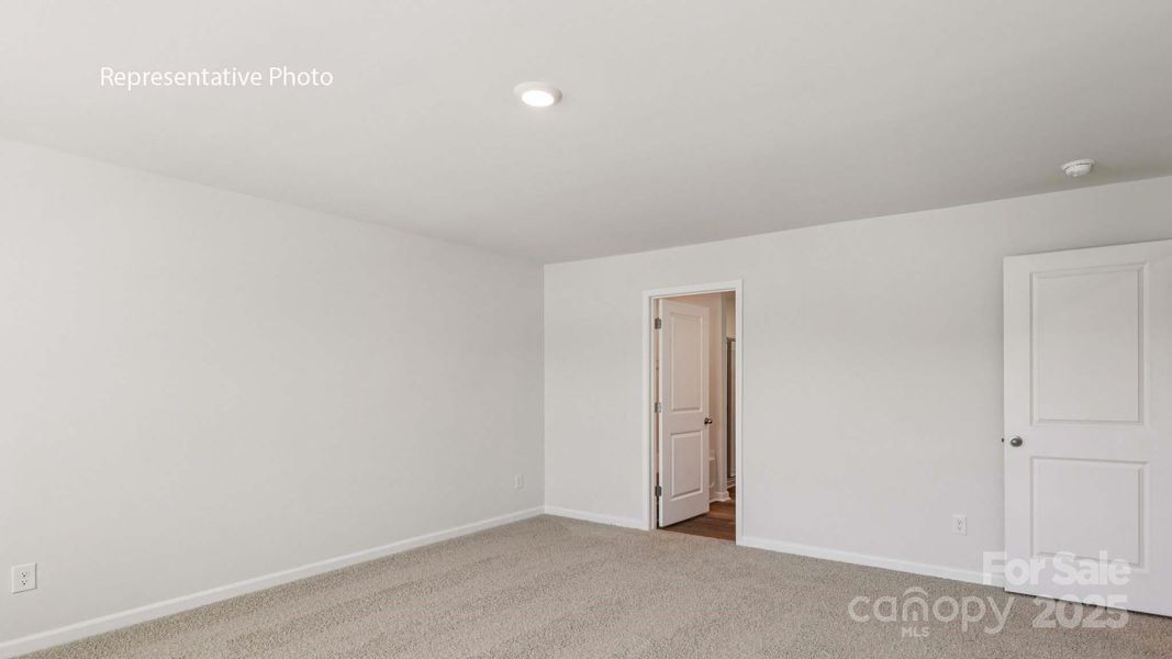 Spacious, unfurnished interior of a new home in Secrest Commons, Monroe (Image 22).