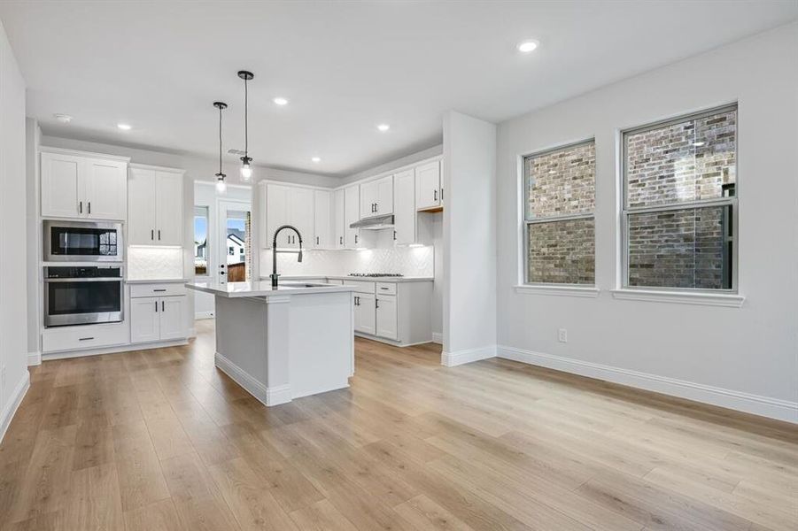 1117 Wheatgrass Mews ~ Ready Now 1117 Wheatgrass Mews ~ Ready Now