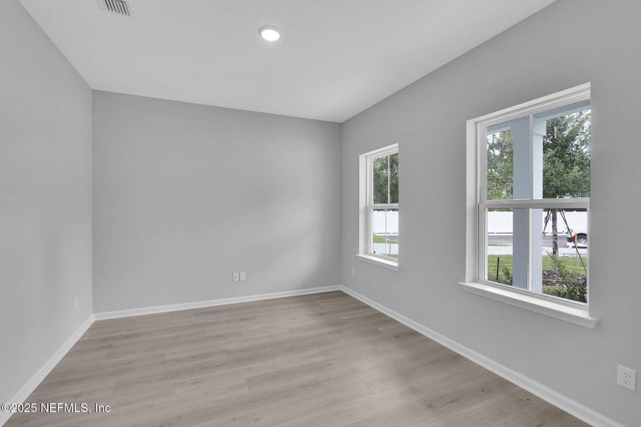 Spacious, unfurnished interior of a new home in Landing at Olde Florida, St. Augustine (Image 26).