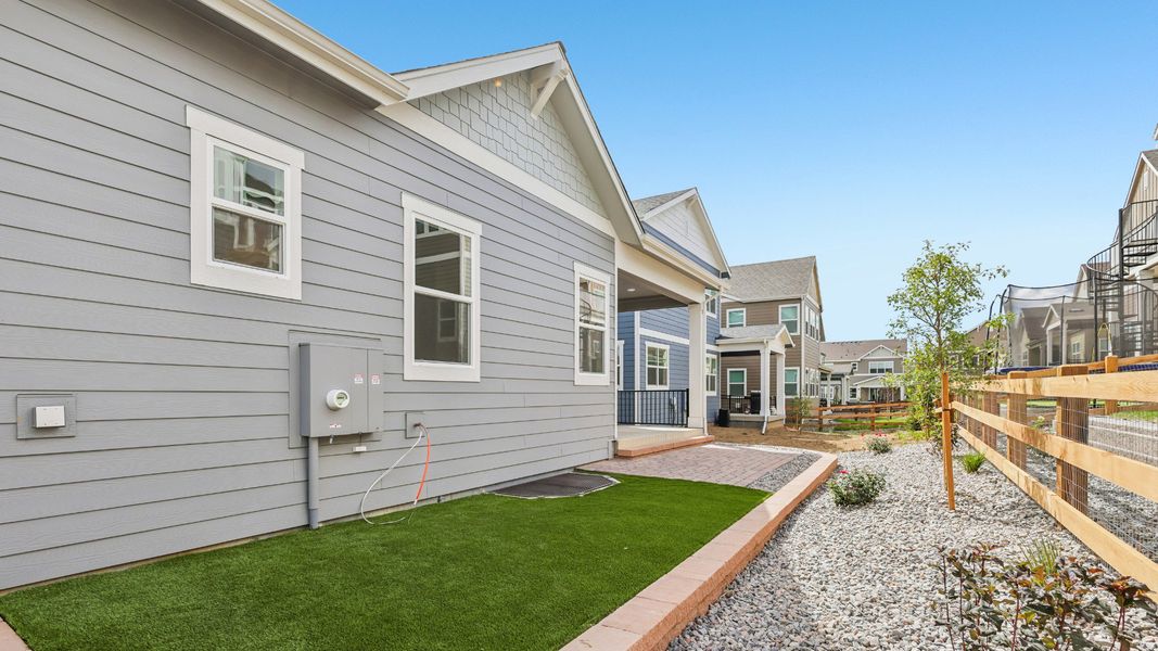 Green outdoor space offers room to relax and enjoy the outdoors Green outdoor space offers room to relax and enjoy the outdoors