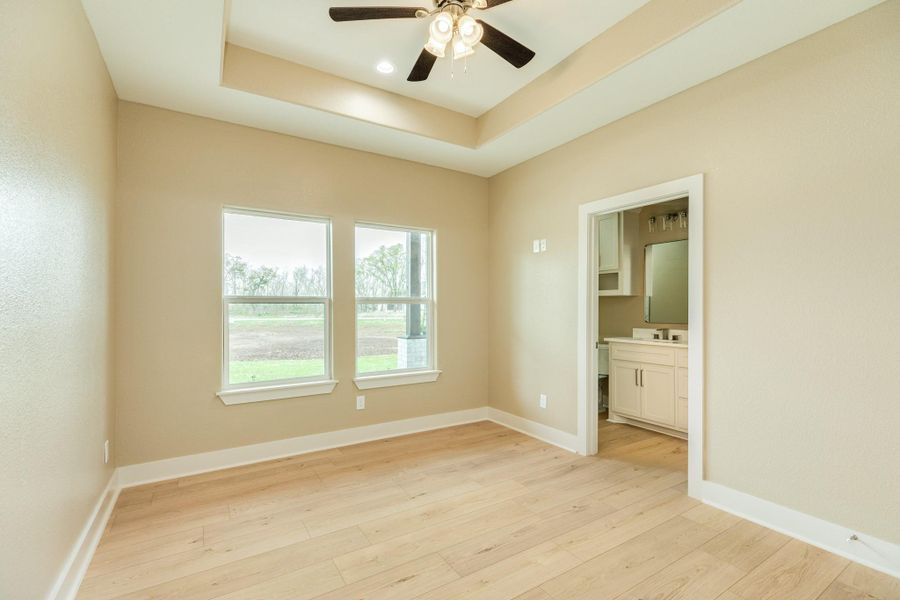 Spacious, unfurnished interior of a new home in , Richwood (Image 32).